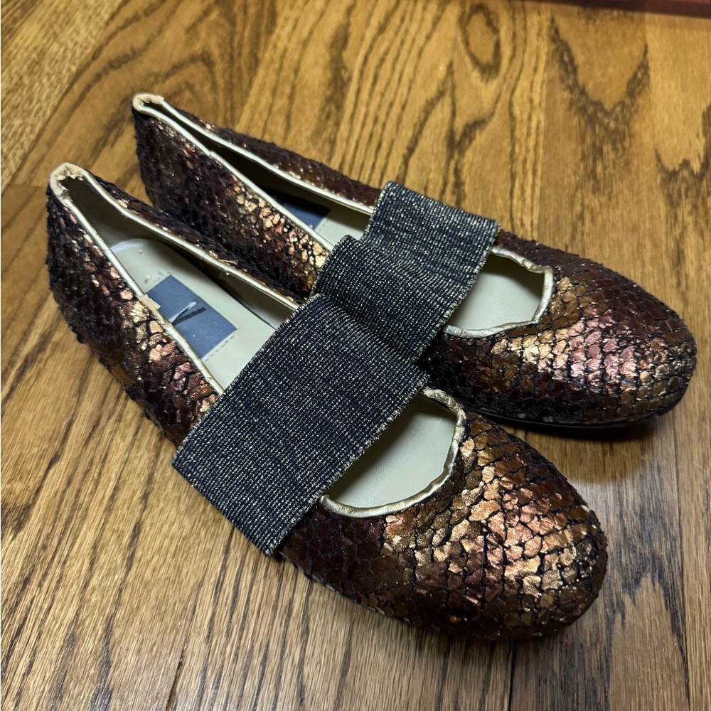 Metallic Brown and Gold Textured Flats